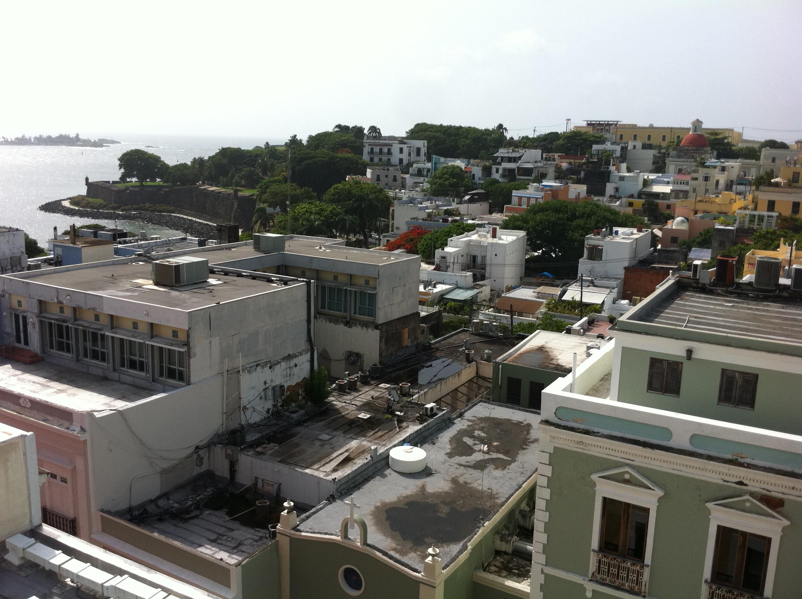 Calle de la Fortaleza 56 - Antigua Real Audiencia - Conservatorio De Artes Del Caribe - San Juan (Viejo San Juan) - 2011 00093
